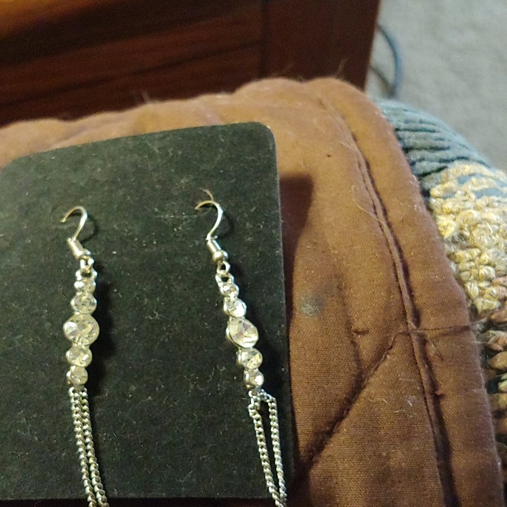 Earrings - Picture 3 of 3